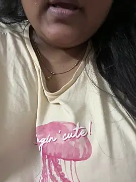 Snapshot of smile_pretty chatting on 03-12-26, 05:52 smile pretty online show from 03-12-26, 05:52