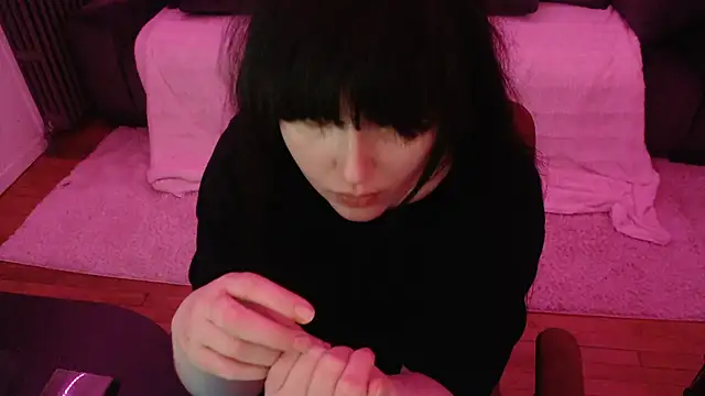 Lynylou online show from 12-01-24, 08:53