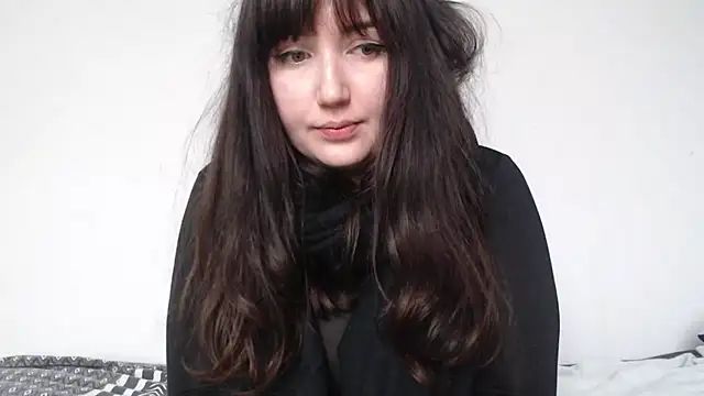 Lynylou online show from 03-07-26, 04:26