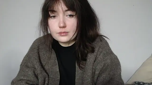 Lynylou online show from 03-17-26, 06:11