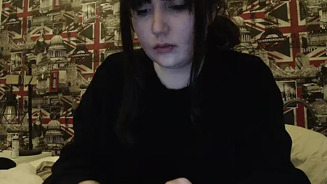 Lynylou online show from 03-24-26, 09:31