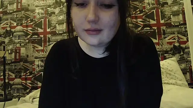 Lynylou online show from 03-25-26, 08:48