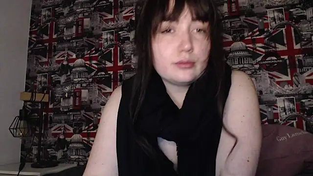 Lynylou online show from 04-11-26, 10:47