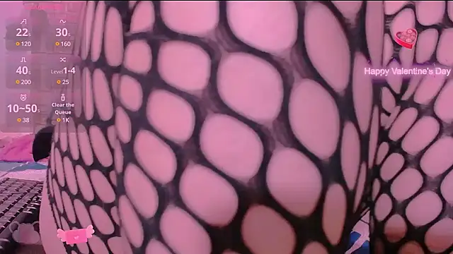 Snapshot of CrazyRousex chatting on 03-04-25, 03:04 CrazyRousex online show from 03-04-25, 03:04