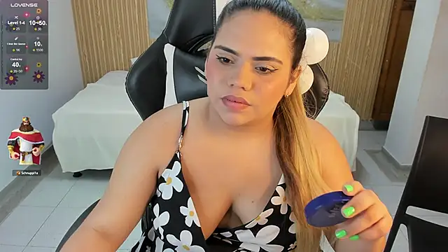 Snapshot of samy_19_ chatting on 02-26-25, 06:43 samy 19 online show from 02-26-25, 06:43