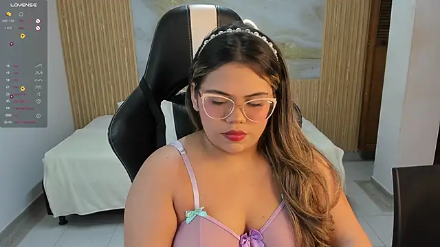 Snapshot of samy_19_ chatting on 03-10-25, 03:30 samy 19 online show from 03-10-25, 03:30