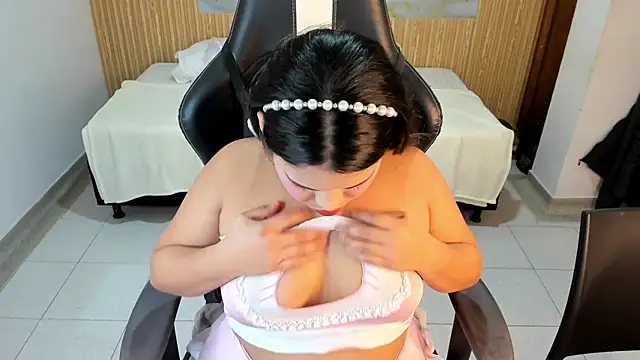 Snapshot of samy_19_ chatting on 09-09-25, 10:59 samy 19 online show from 09-09-25, 10:59