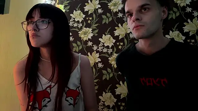 Snapshot of Psycho_dreams chatting on 10-22-25, 12:22 Psycho dreams online show from 10-22-25, 12:22