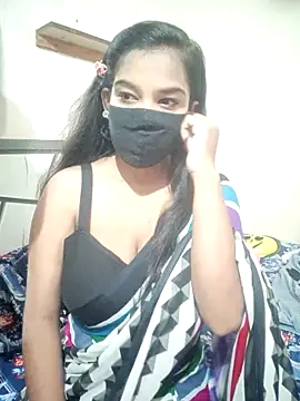 hottiess69 online show from 03-18-26, 08:28