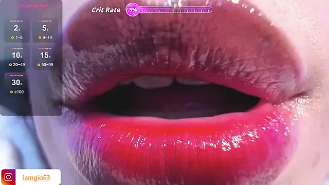 Snapshot of Georgina_1t chatting on 10-14-25, 04:46 Georgina 1t online show from 10-14-25, 04:46