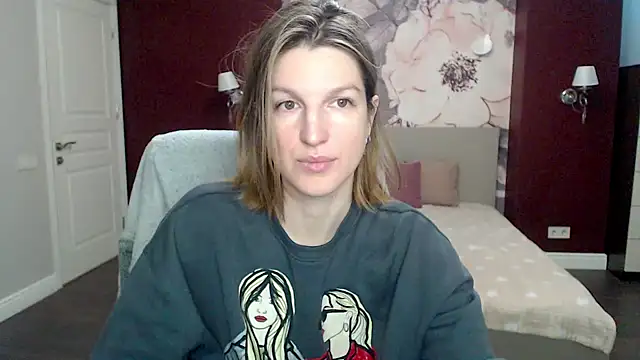 EmilyWalkeri online show from 01-23-25, 07:43