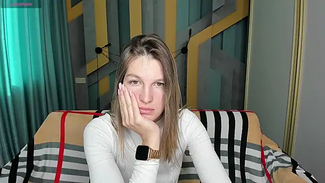 EmilyWalkeri online show from 10-12-25, 06:01