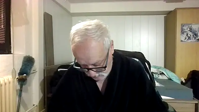 Sammy1660 online show from 10-15-25, 03:28