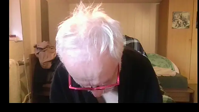 Snapshot of Sammy1660 chatting on 06-19-26, 05:23 Sammy1660 online show from 06-19-26, 05:23