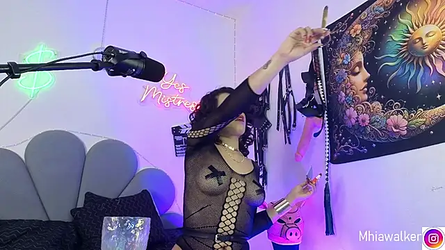 MhiaCorleone online show from 10-18-25, 09:21