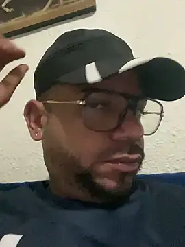 rich0431 online show from 12-25-24, 06:52