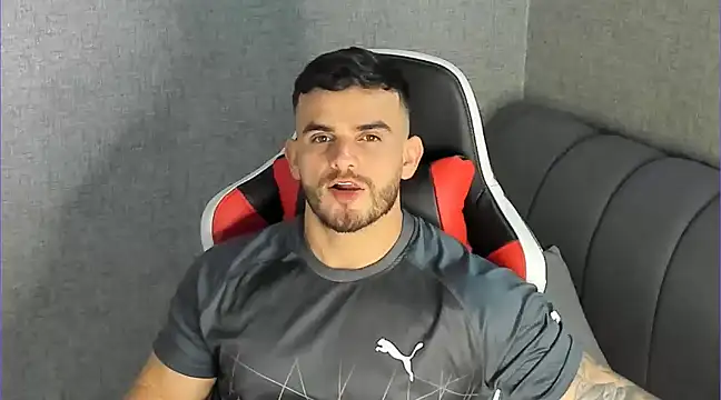 Ricardogo19 online show from 01-16-25, 01:47