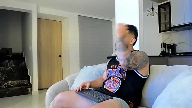 Ricardogo19 online show from 01-15-26, 01:54