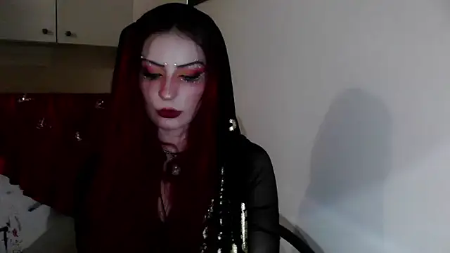 Snapshot of MoonLady chatting on 02-02-25, 02:38 MoonLady online show from 02-02-25, 02:38