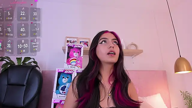 Snapshot of emily_bank chatting on 01-08-25, 11:41 emily bank online show from 01-08-25, 11:41