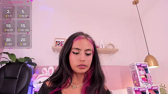 Snapshot of emily_bank chatting on 01-20-25, 11:54 emily bank online show from 01-20-25, 11:54