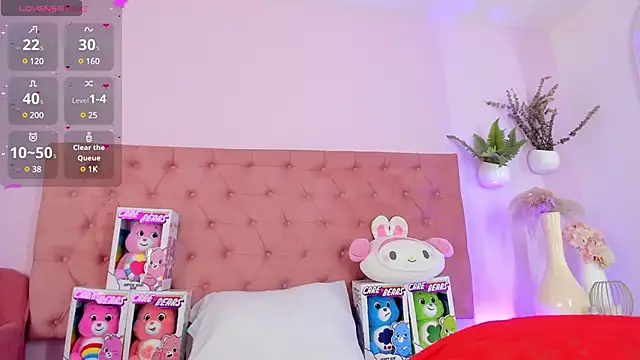 Snapshot of emily_bank chatting on 02-10-25, 08:00 emily bank online show from 02-10-25, 08:00