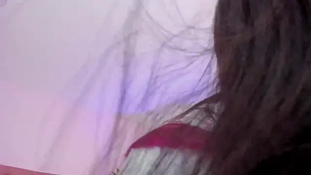 Snapshot of emily_bank chatting on 03-17-25, 09:23 emily bank online show from 03-17-25, 09:23