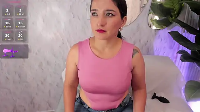 Emelyross  online show from 10-17-25, 12:14