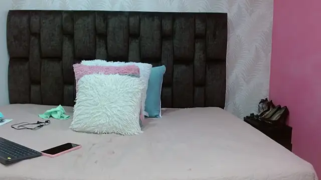 JuanitaDelMar online show from 02-09-25, 01:44