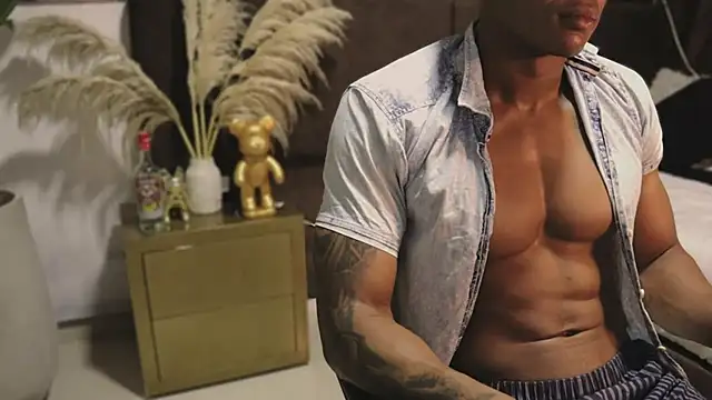 Logan Varela online show from 01-24-25, 01:25