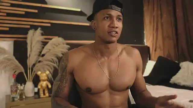 Logan Varela online show from 01-25-25, 01:10