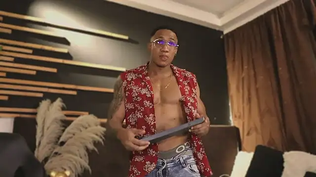 Logan Varela online show from 01-26-25, 02:24