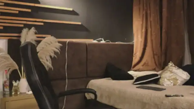 Logan Varela online show from 01-30-25, 10:08