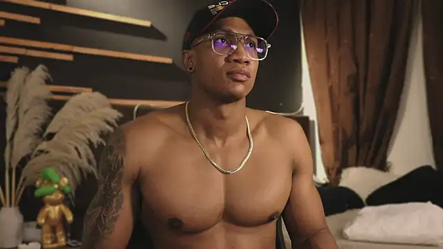 Logan Varela online show from 02-01-25, 12:07