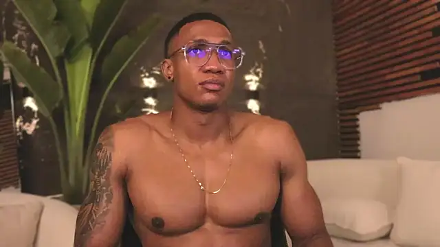 Logan Varela online show from 02-25-25, 08:09