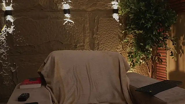 Logan Varela online show from 11-28-25, 01:58