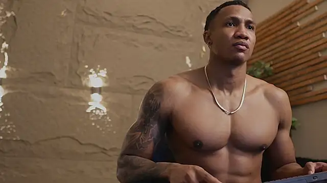 Snapshot of Logan_Varela chatting on 02-12-26, 12:33 Logan Varela online show from 02-12-26, 12:33