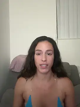 Snapshot of brookehoneynina chatting on 03-21-25, 12:18 brookehoneynina online show from 03-21-25, 12:18