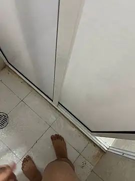 Snapshot of riel3415 chatting on 01-20-25, 12:36 riel3415 online show from 01-20-25, 12:36