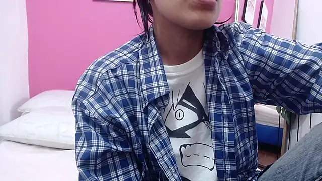 yourcuteneighbourr online show from 03-19-25, 02:59