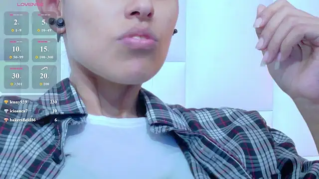 yourcuteneighbourr online show from 03-24-26, 03:22