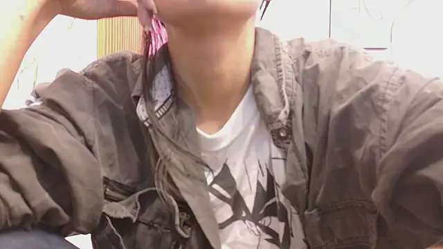 yourcuteneighbourr online show from 05-07-26, 03:01