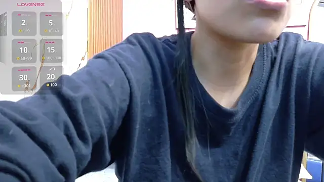 Snapshot of yourcuteneighbourr chatting on 07-07-26, 02:58 yourcuteneighbourr online show from 07-07-26, 02:58