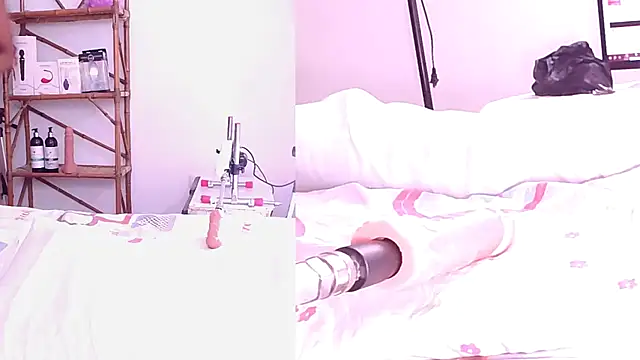 Sophia Lovers01 online show from 02-05-25, 08:46