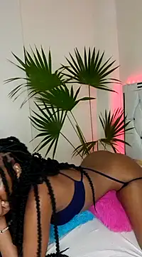 Snapshot of C-yoyo chatting on 01-13-25, 06:49 C-yoyo online show from 01-13-25, 06:49