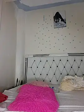 Snapshot of C-yoyo chatting on 02-11-25, 08:10 C-yoyo online show from 02-11-25, 08:10