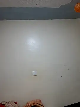 Snapshot of C-yoyo chatting on 02-13-25, 07:24 C-yoyo online show from 02-13-25, 07:24