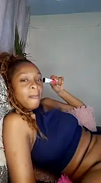 Snapshot of C-yoyo chatting on 02-26-25, 01:08 C-yoyo online show from 02-26-25, 01:08