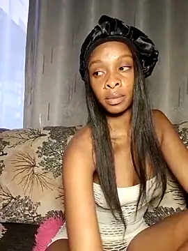 Snapshot of C-yoyo chatting on 03-15-25, 08:37 C-yoyo online show from 03-15-25, 08:37