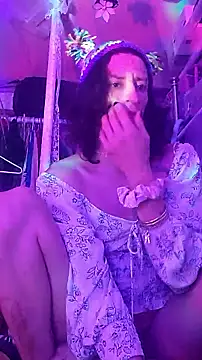 gurlnips online show from 10-12-25, 08:57